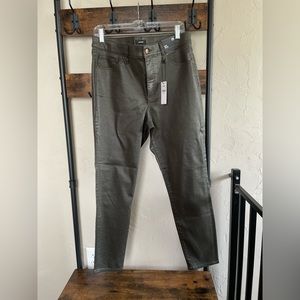 NWT Express Dark Olive jeans